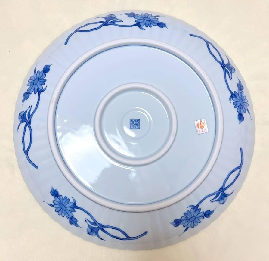 龍峯窯 祥瑞花丸紋 金彩古伊万里 菊割 輪花 中皿 大皿(22㎝)4枚 龍峯窯 祥瑞花丸紋 金彩古伊万里 菊割 輪花 中皿 大皿(22㎝)4枚