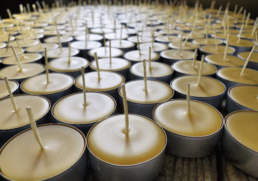 Miniatura 2 de 100% Pure Yellow Beeswax Tea Light Candles, Organic, Pure and Natural, Hand Poured and Hand Crafted, gift set ready (MIX (Plastic + Metal), 6 count)