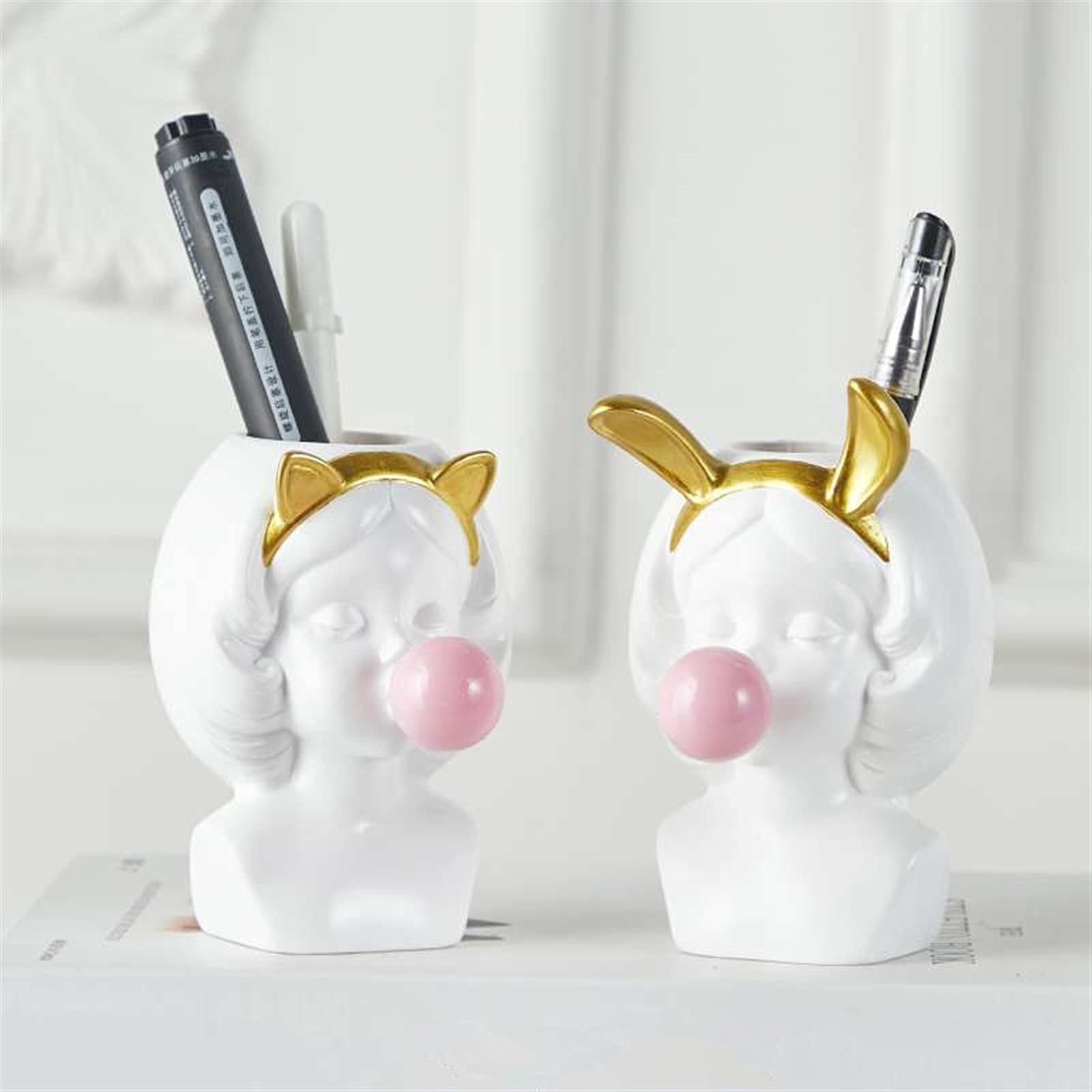 Pojemniki na ołówki Cute Girl Bubble Gum Figurine Pen Holder Ołówek Uchwyt Biurko Organizator Makeup Szczotka Organizator Kwiat Garnka Rzeźba Waza papeteria