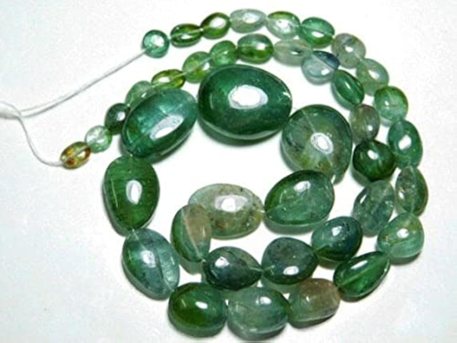 Tourmaline Paraiba verte LKBEADS sublimer vos tenues d'été avec un collier bohème chic