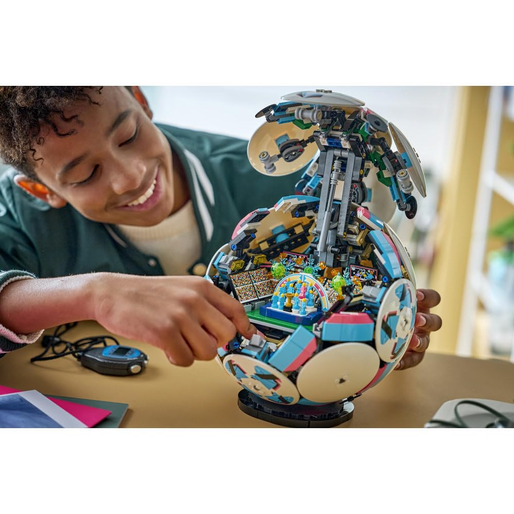 LEGO Editions Piłka nożna 43019 | Sportowa dekoracja, zestaw klocków dla dzieci, prezent dla fana piłki nożnej, dla chłopców i dziewczynek 10+, 1498 elementów