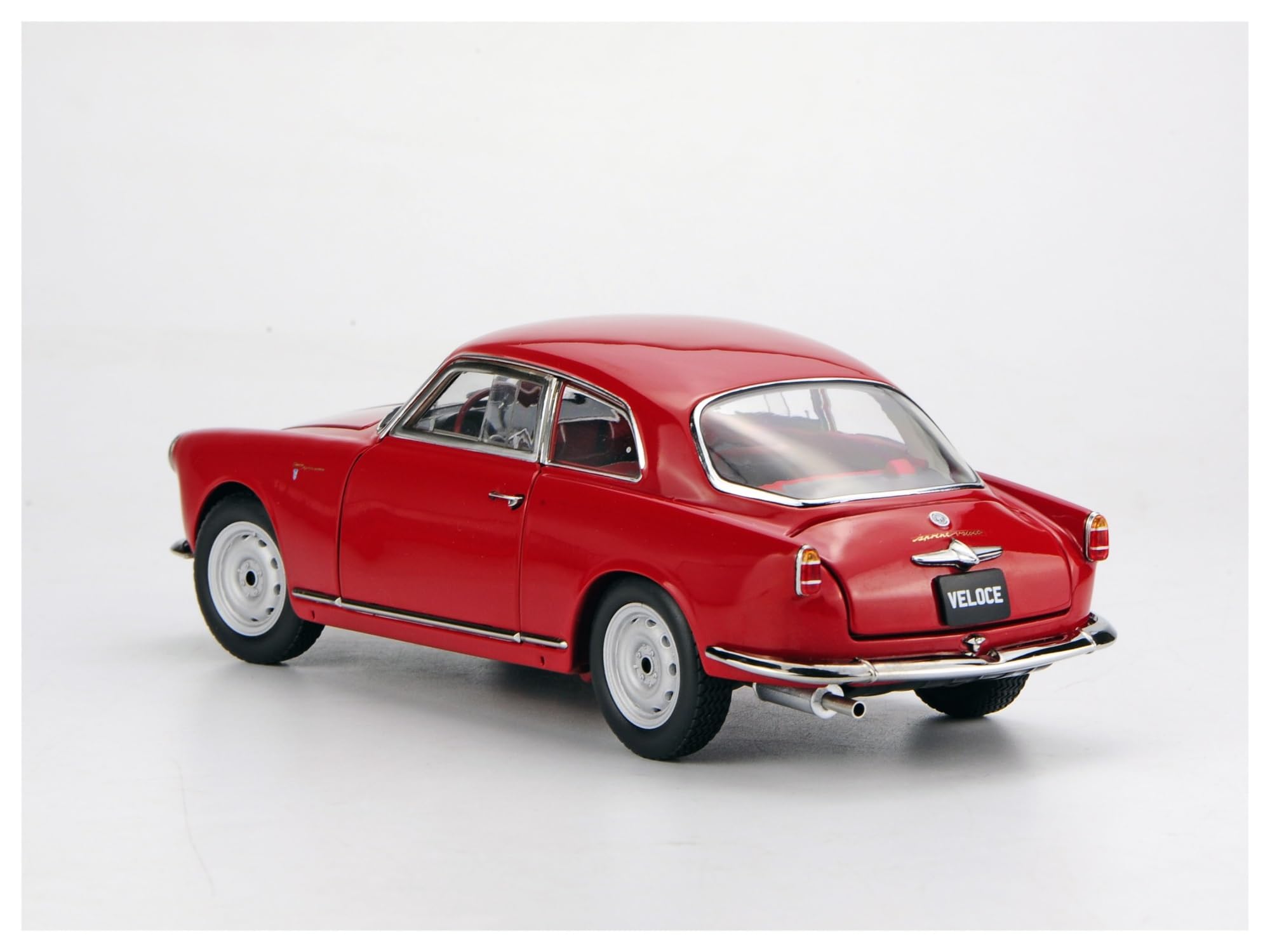 Amazon | ミニカー アルファロメオジュリエッタ用 1:18 車モデル合金