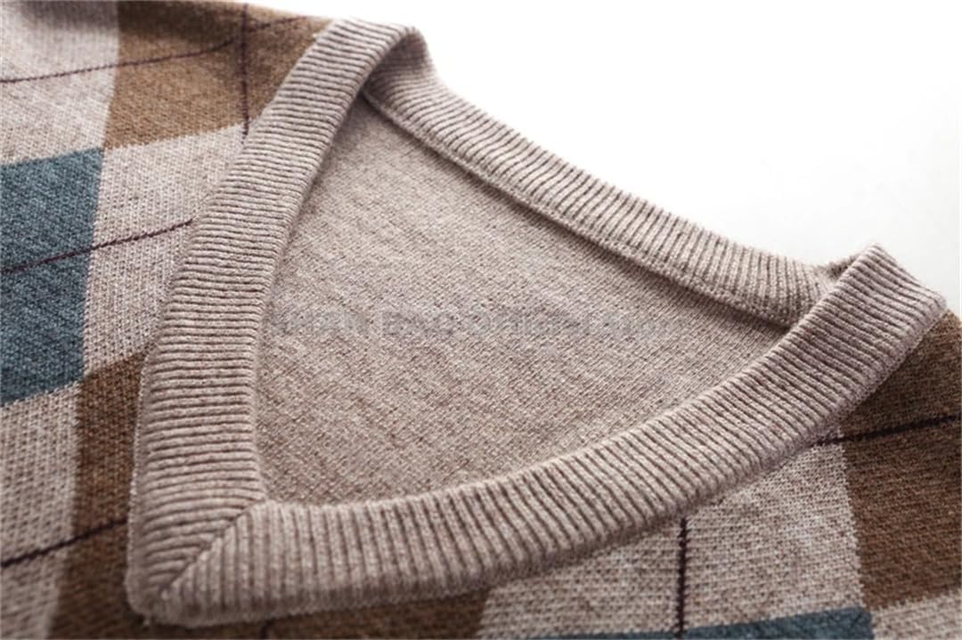 Men's Loose Sweater Vest Classic Plaid Wool Sweater