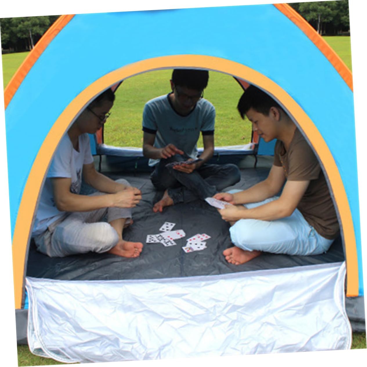 Double Person Automatic Tent Lightweight Family Camping Tent for Use for Summer Picnics and Beach Parties