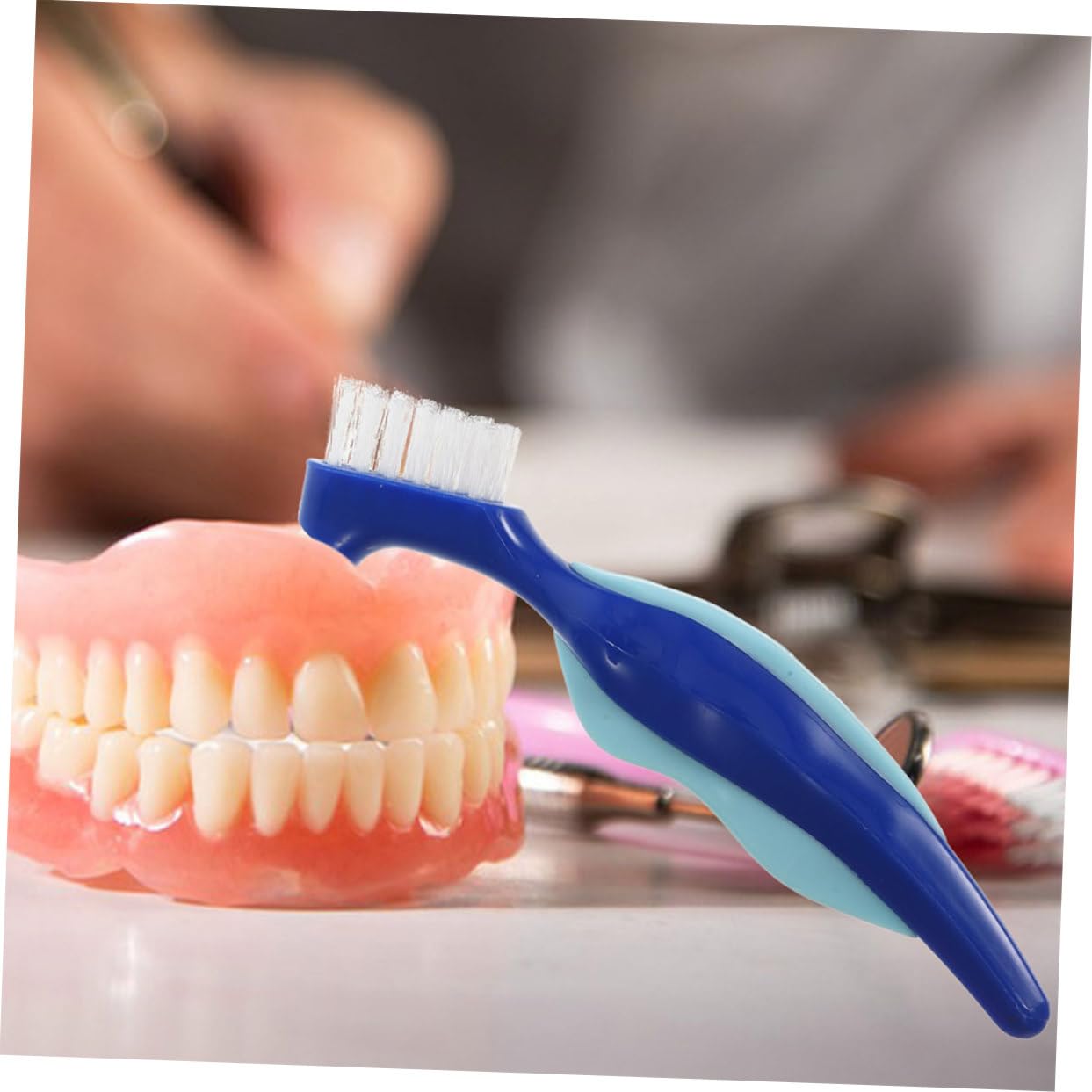 KOMBIUDA 10pezzi Spazzolino Per Dentiera Con Setole Morbide Spazzola Doppia Faccia Per e Pulizia Protesi Per Anziani e Portatori Di Apparecchi Colori