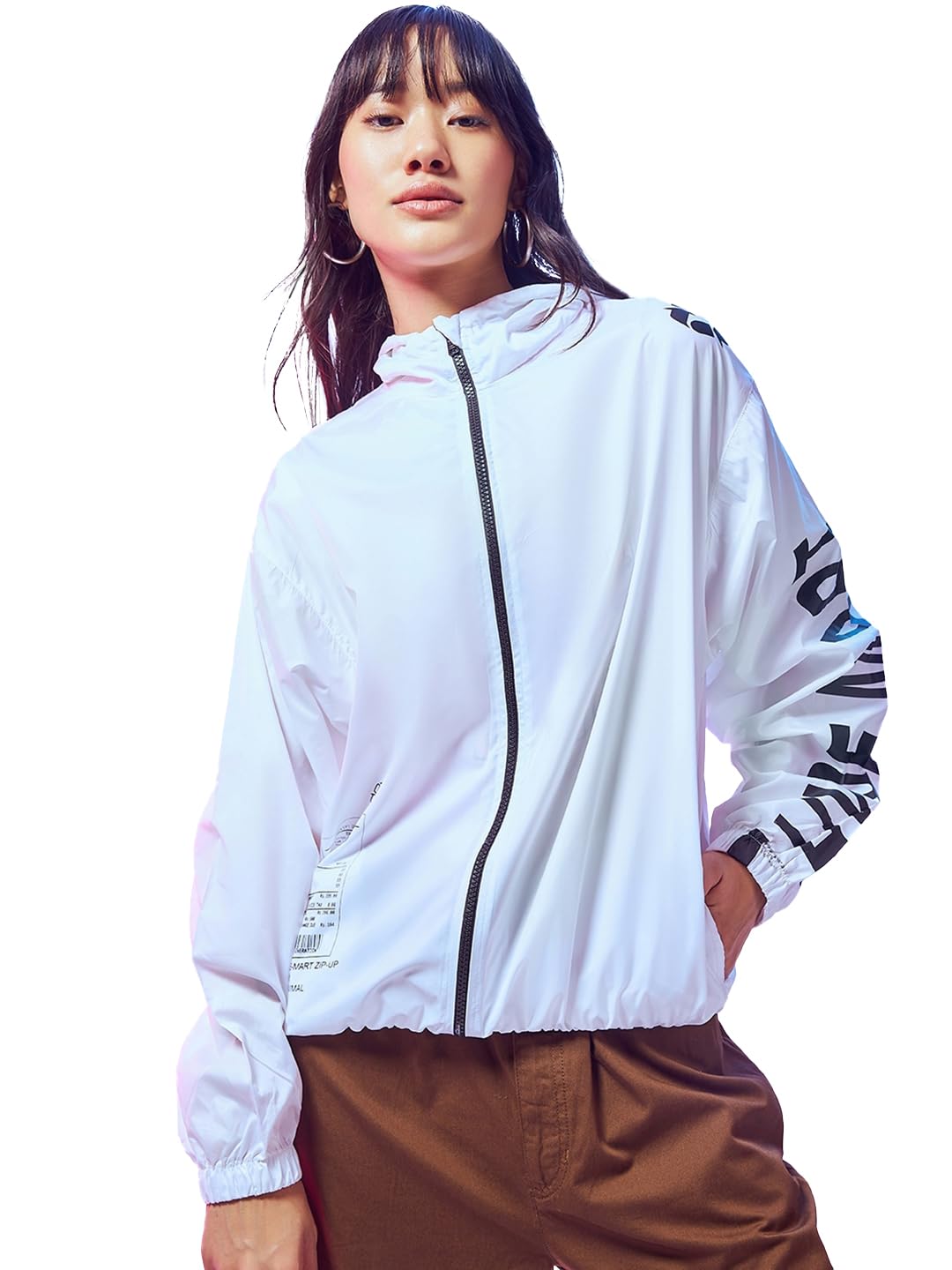 bewakoof Air 1.0 Women's Standard Length Standard Length Typography Oversized Fit Full Sleeve Hooded Nylon Windcheater Jacket-picture-37