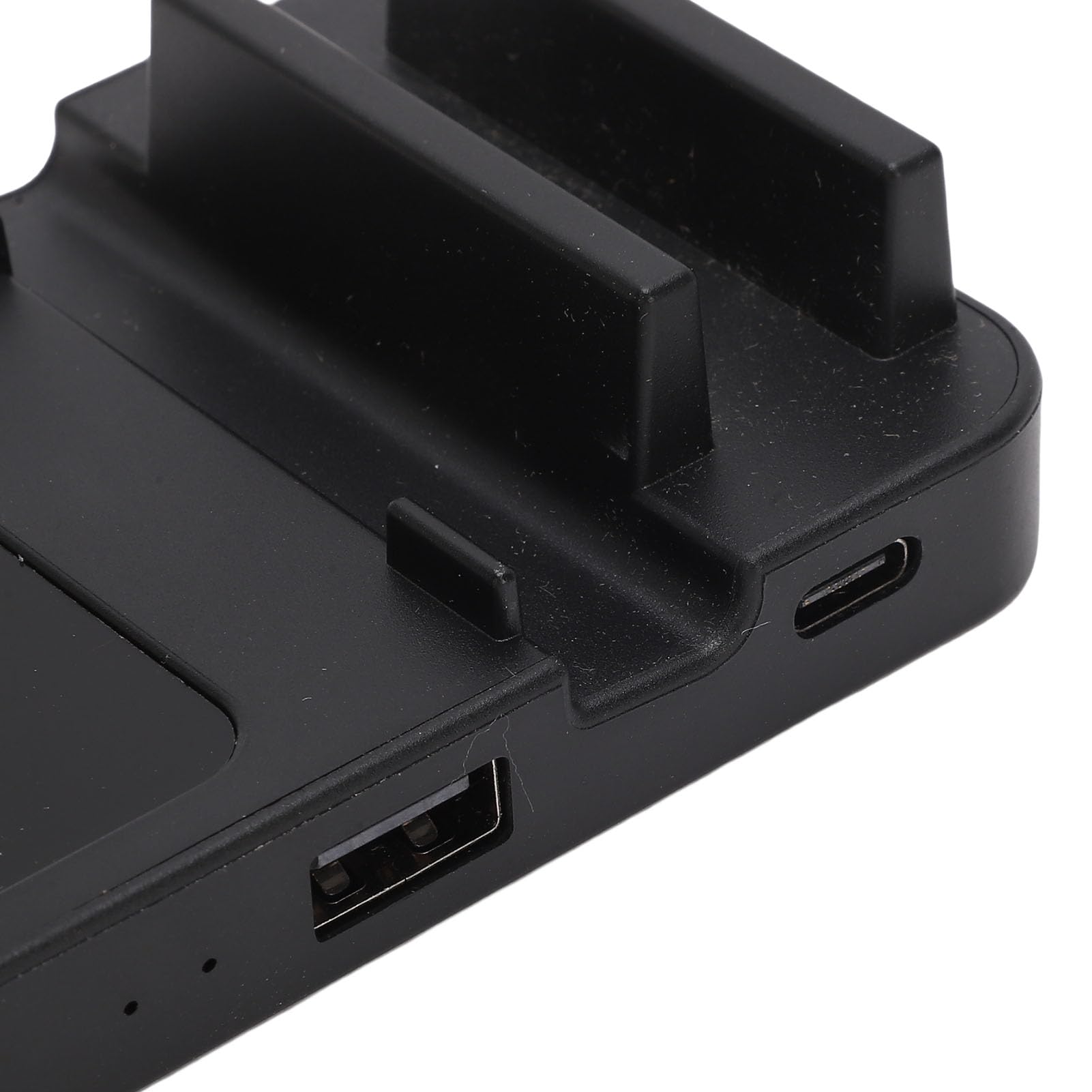 Generic Station de Recharge de Téléphone, Support de Chargeur Magnétique 15W, Charge Rapide, Large compatibilité pour Téléphones, écouteurs, Montres, Maison et Bureau