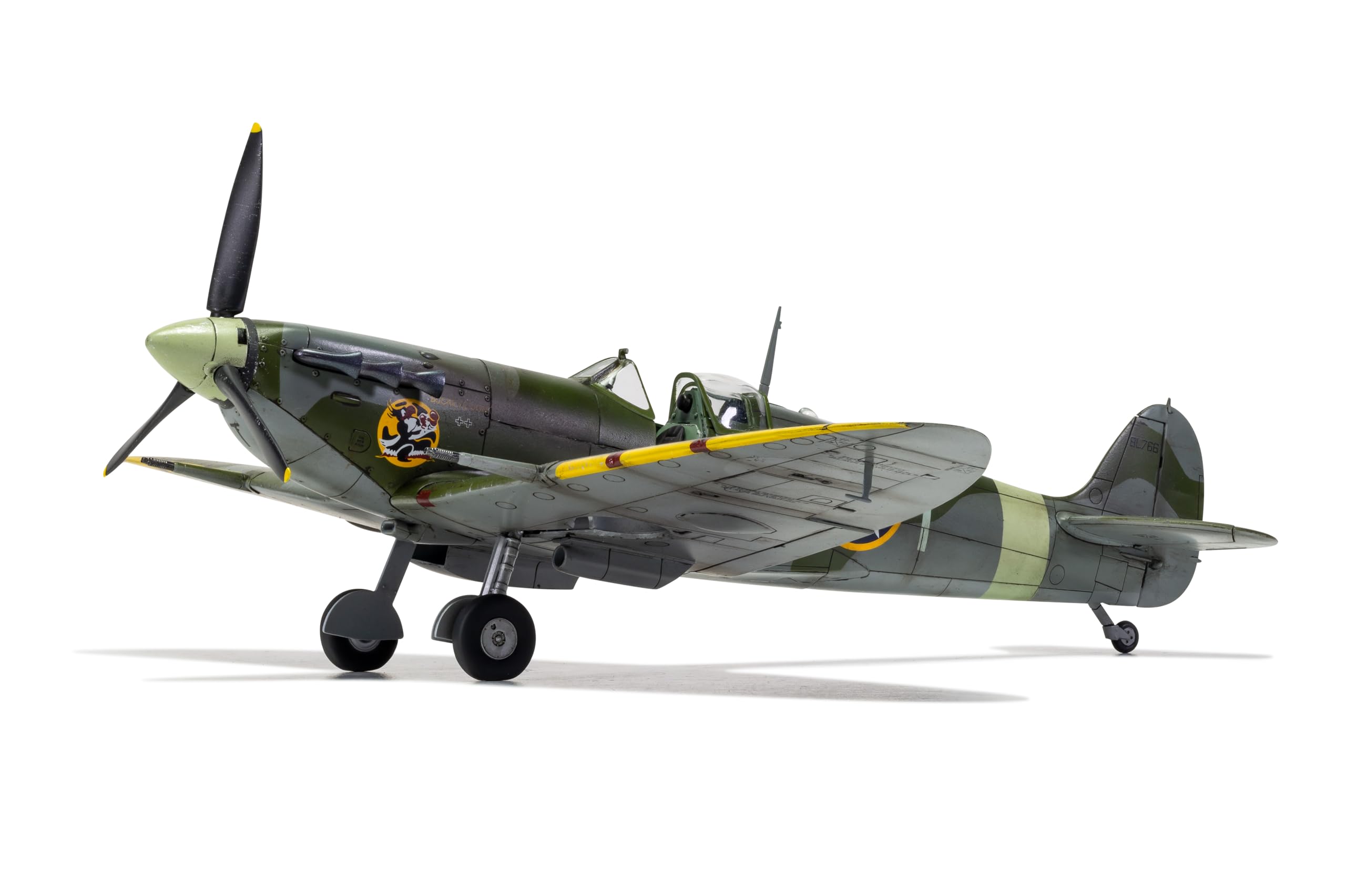 Amazon | エアフィックス(Airfix) 1/48 イギリス空軍 スーパーマリン