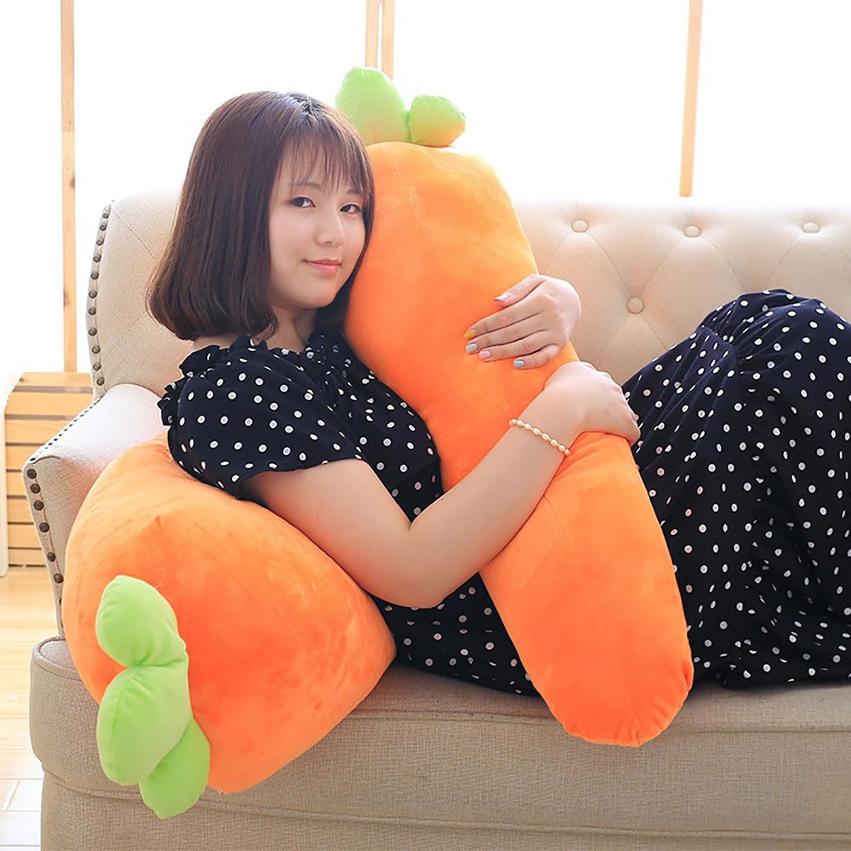 Amazon.co.jp: 抱き枕 ニンジン ぬいぐるみ だきまくら 人参クッション