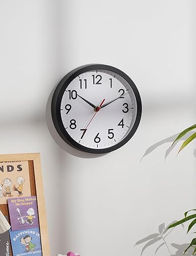 Miniatura 253 de AKCISOT Reloj de pared, moderno y pequeño, funciona con pilas, de 8 pulgadas, silencioso, analógico, clásico, para oficina, hogar, baño, cocina