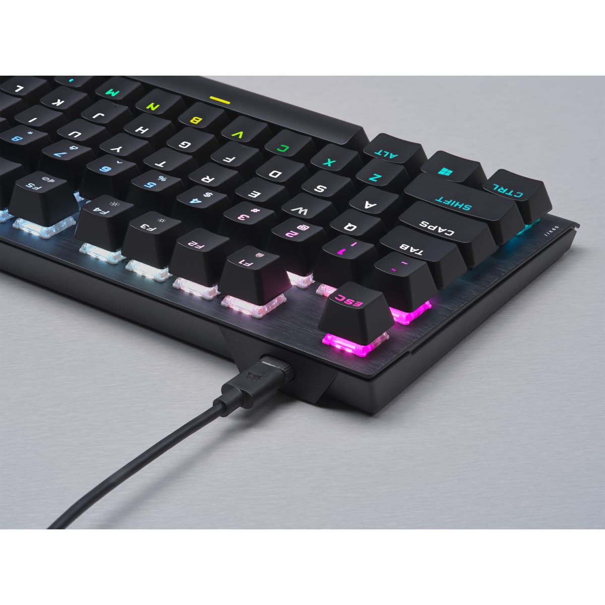 Corsair K60 Pro TKL RGB Optisch-mechanische Tenkeyless- Gaming-Tastatur â€“ Corsair OPX-Tastenschalter(DE)
