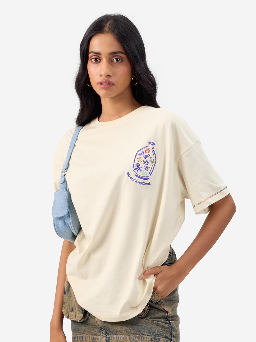 The Souled Store Camiseta oficial Inside Out: Mixed Emotions para mujer y niña, manga corta, cuello redondo, blanco off-blanco, gráfico, estampado, algodón, camiseta de gran tamaño