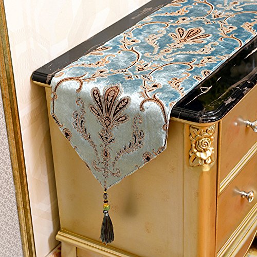 Chemin de table broderie bleue style européen pour protéger et décorer - 2