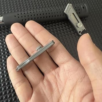 Small Keychain Utility Knife, Stainless Steel Mini EDC Box Cutter, 10 Extra Blades Included.(LS-1215)