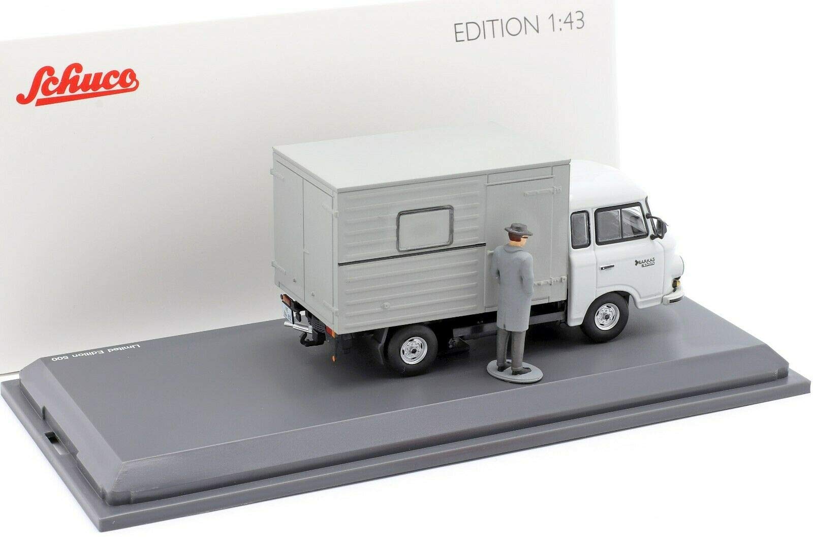 Schuco 450365600 Barkas B 1000 mit Figur