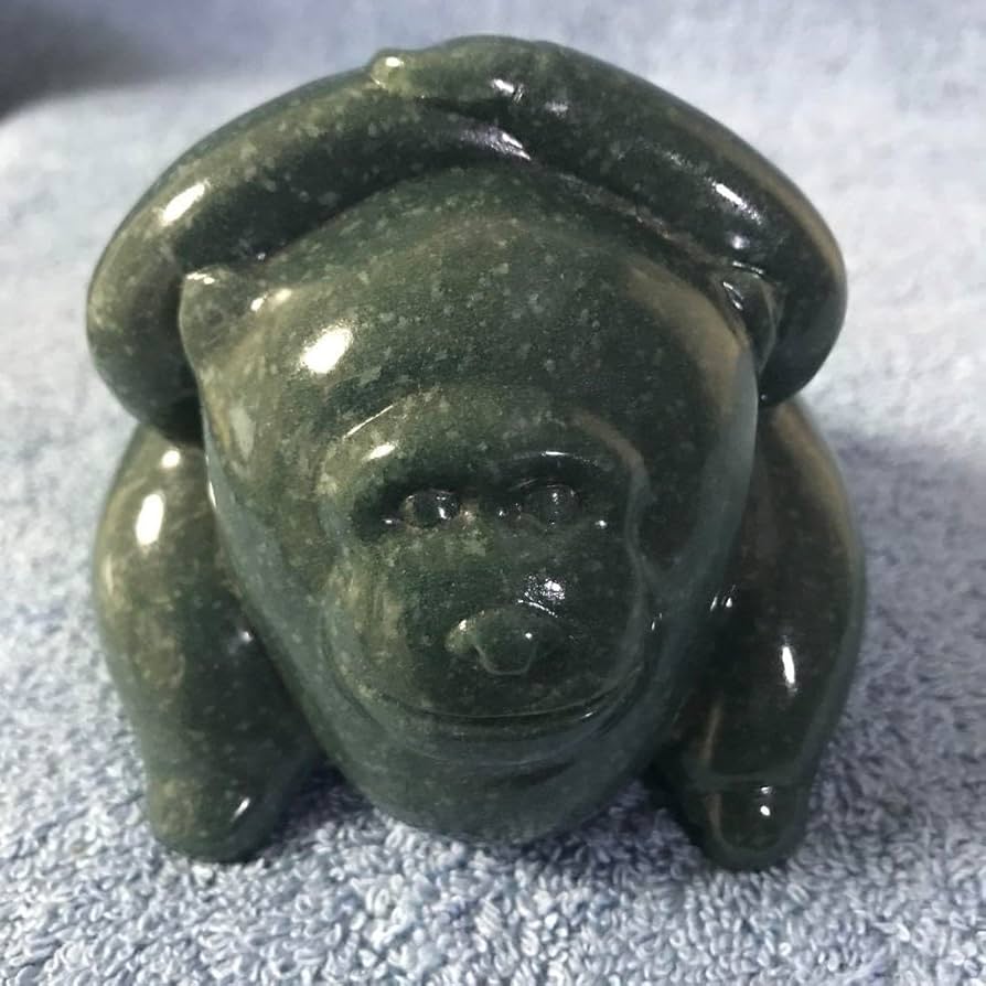 130 天然緑御影石製猿の置物