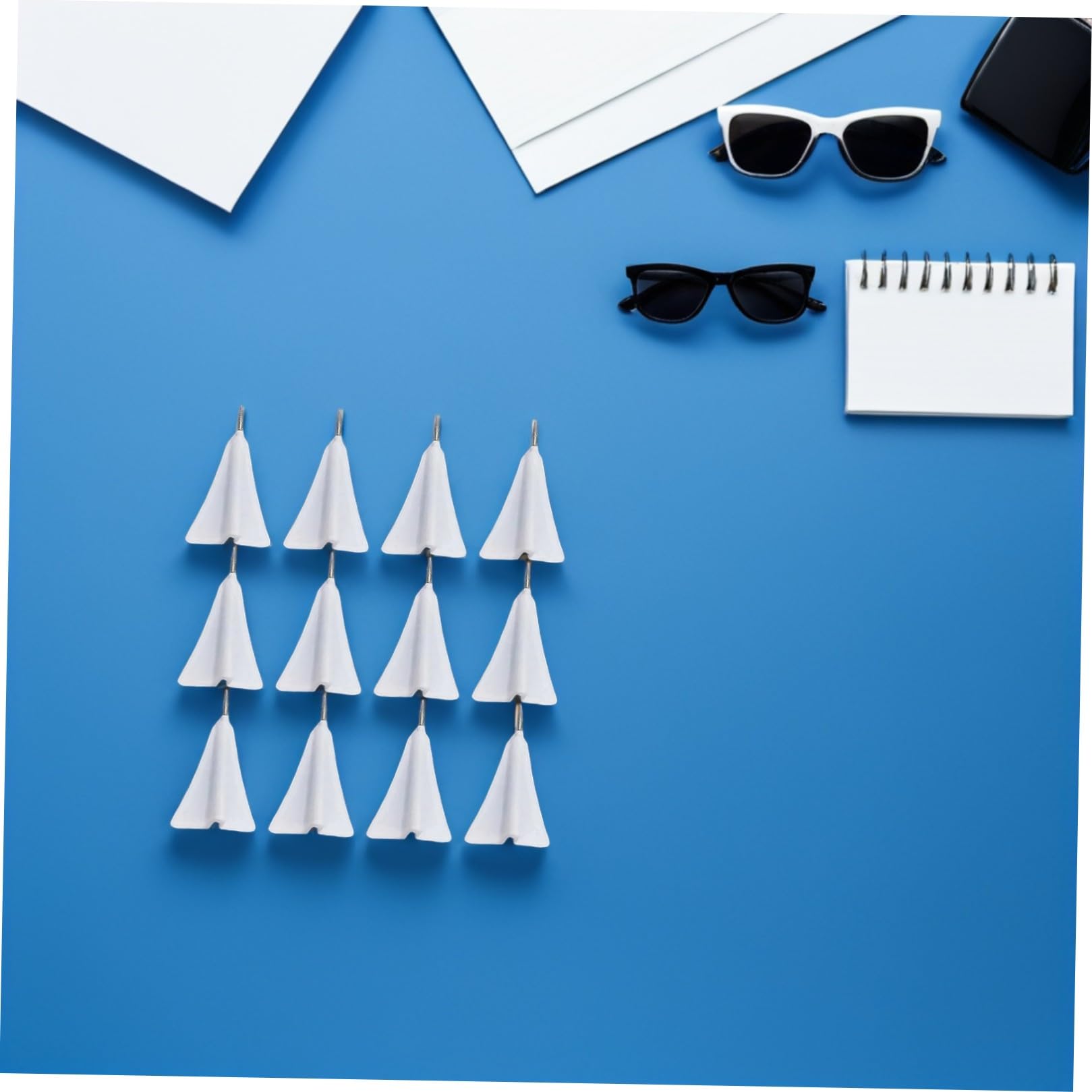 Punaises Multifonctions Avion Lot de 12 en Papier 3D Difficiles à Casser pour Tableau d'Affichage Chambre et Bureau