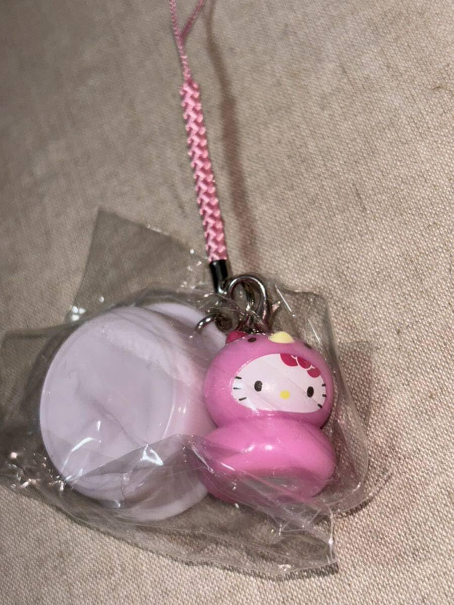 ゆシリーズ キティアヒルマスコット付き根付け 湯上がり姿”のキティや