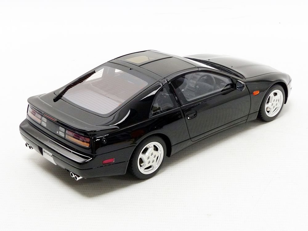 Nissan Model Car Collection ブラック 1/18 LS Collectibles 1984