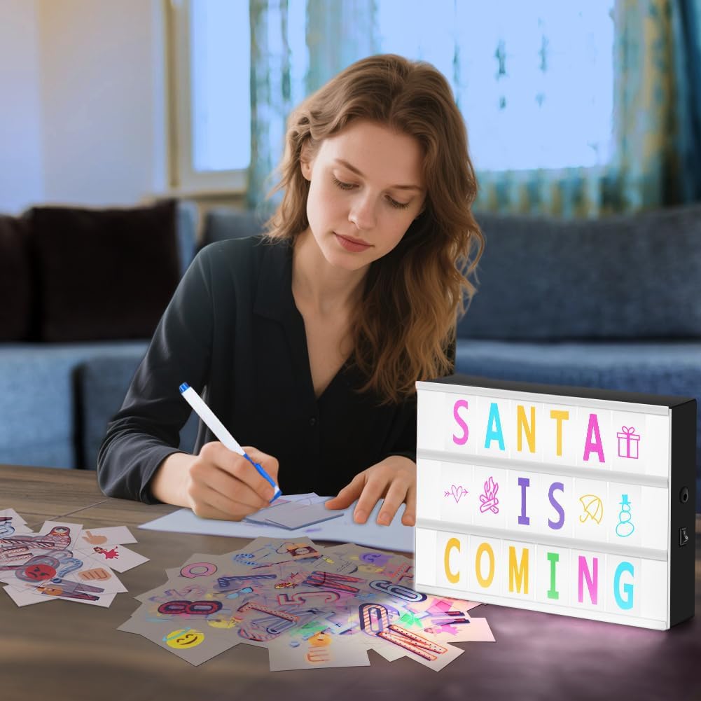 HOTUT Lichtbox mit Buchstaben Deko,Kinder Light Box mit 215 Buchstaben und Emojis,2 Stifte,30 Karten,16 Farbwechsel 4 Blitzmodi, Einstellbare Helligkeit für Schlafzimmer Bar Cafés Geschäfte
