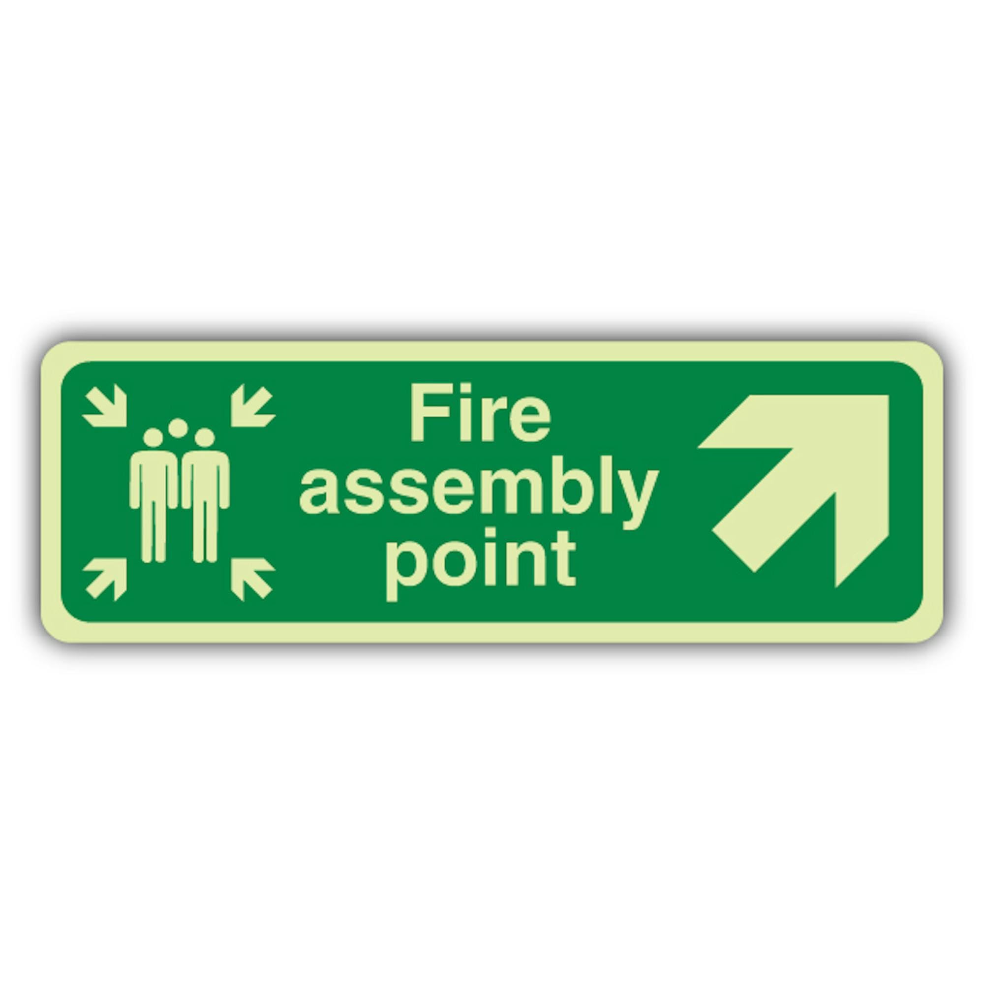 Cartello di sicurezza con scritta "V Safety Glow In The Dark Fire Assembly Point Arrow Up Right Signage" – 750 x 250 mm – Realizzato in plastica rigida a doppio bagliore – Segnaletica antincendio