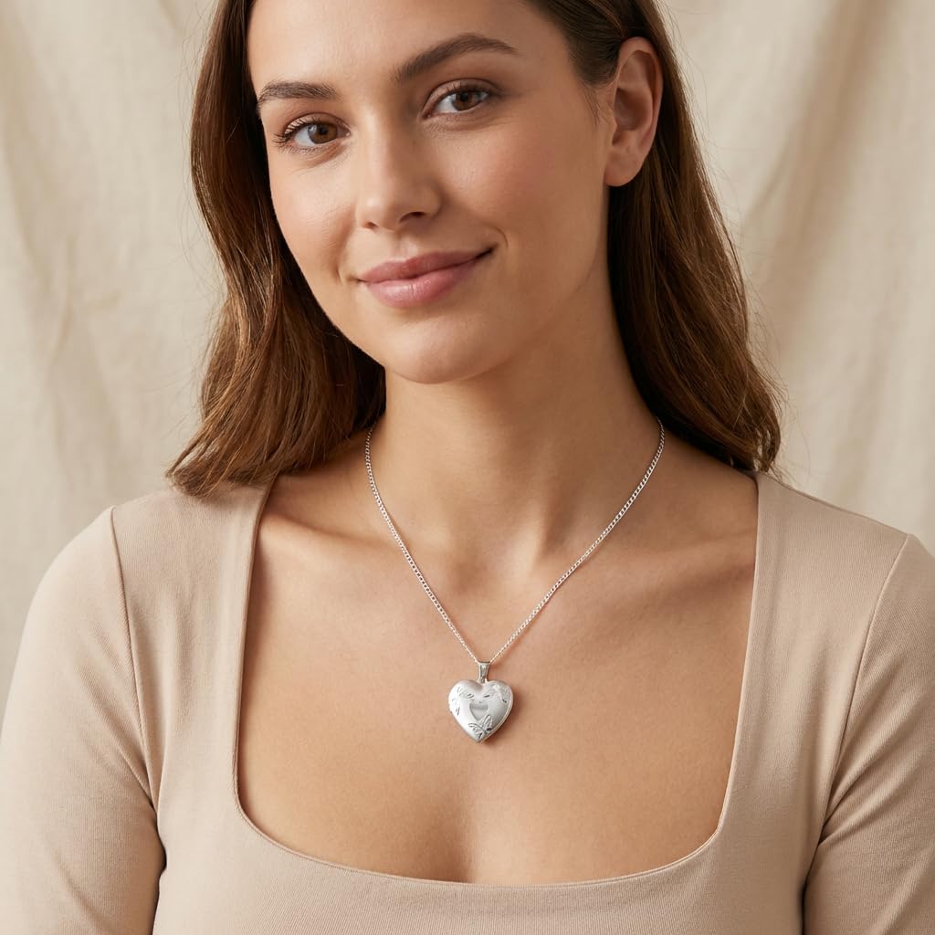 Camafeo familiar de plata de ley con mariposa, cadena de 45,7 cm de plata, ventanas para 4 fotos