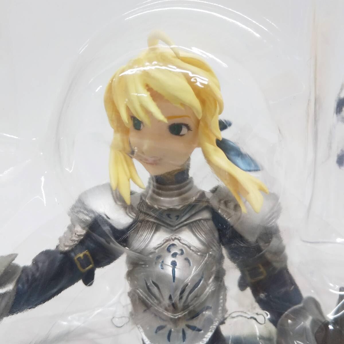 Amazon.co.jp: Fate/stay night SABER 1/8 フィギュア 初回