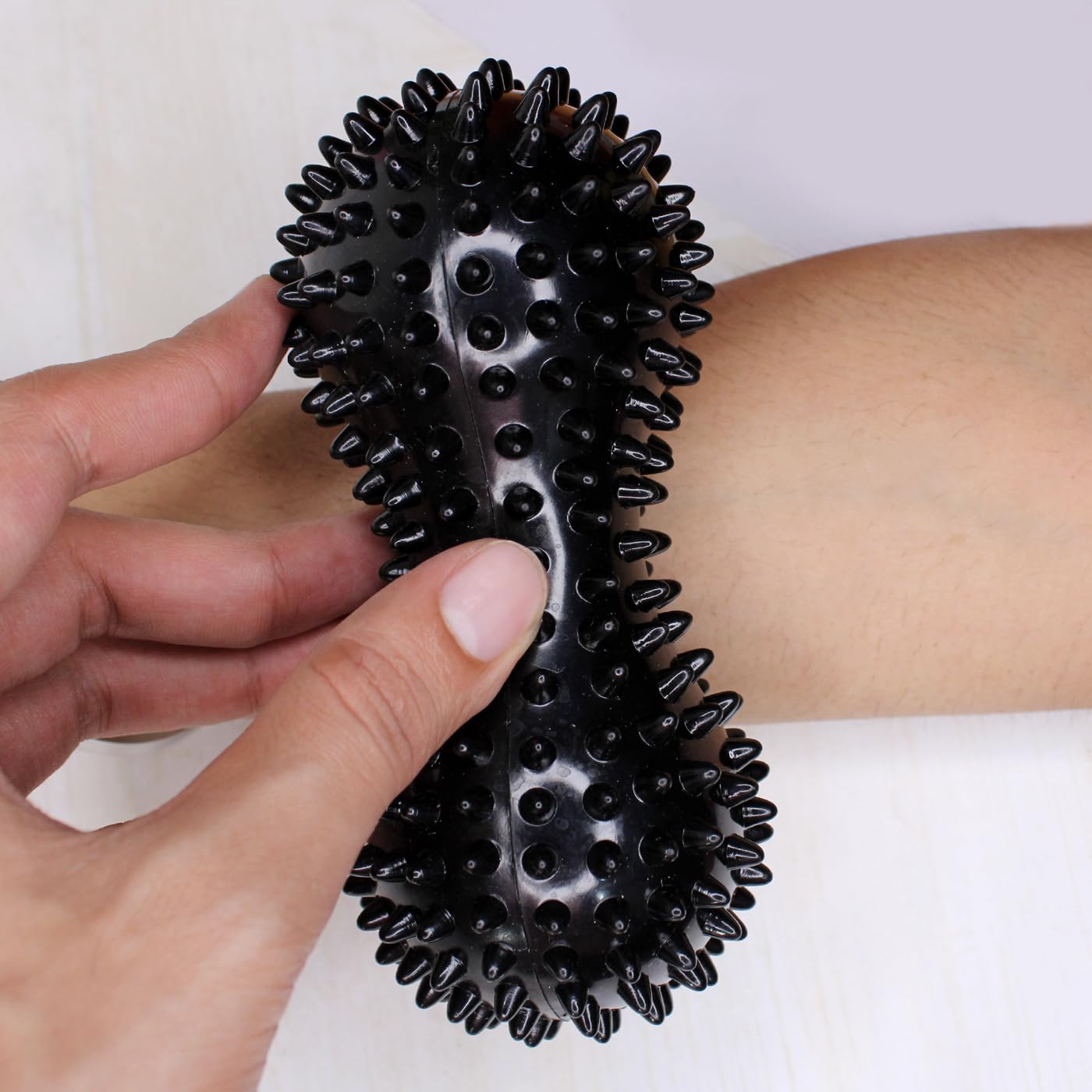 KYNA Sharp Pointed Body Relief Spiky Massage Ball For Hand/Feet/Leg/Neck Pain/Back Pain Random Colours Pack Of 1 KYNA Sharp Pointed Body Relief Spiky Massage Ball For Hand/Feet/Leg/Neck Pain/Back Pain Random Colours Pack Of 1