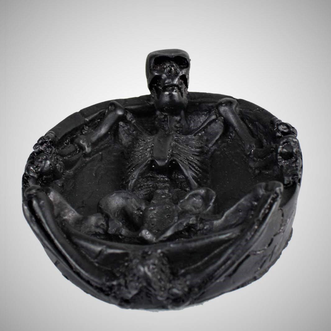 Inara Creation Skeleton Ashtray - Black-picture-36