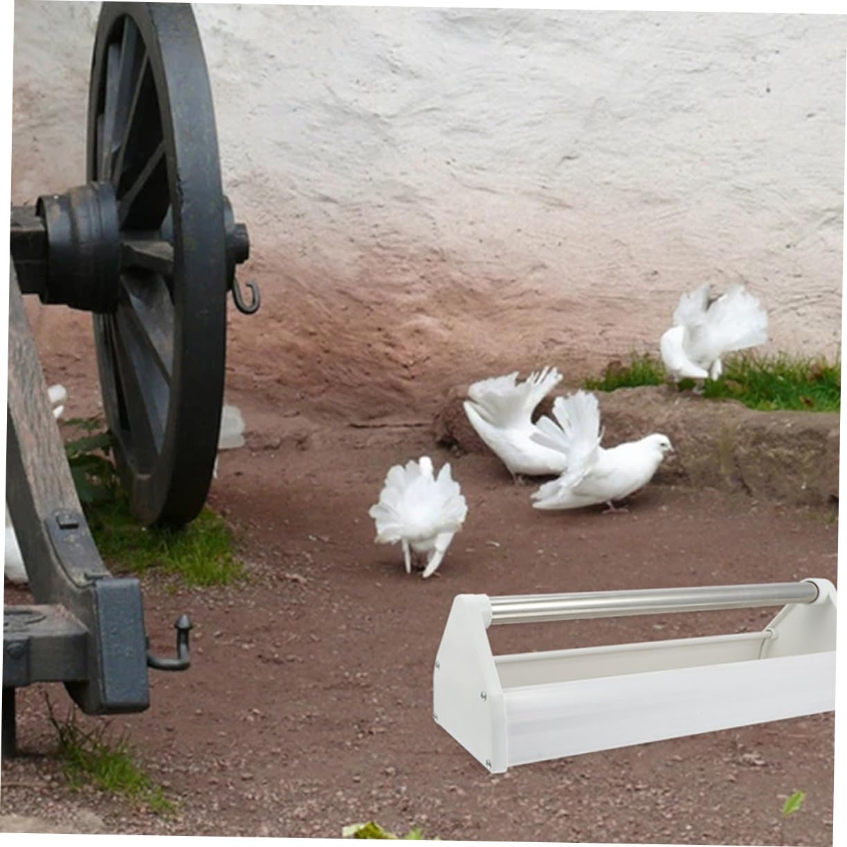 Homoyoyo Mangeoire pour Pigeons et Perruches en Plastique Résistant 40 Cm Lot de 2 pour Alimentation Intérieure et Extérieure Jardin Parc Oiseaux
