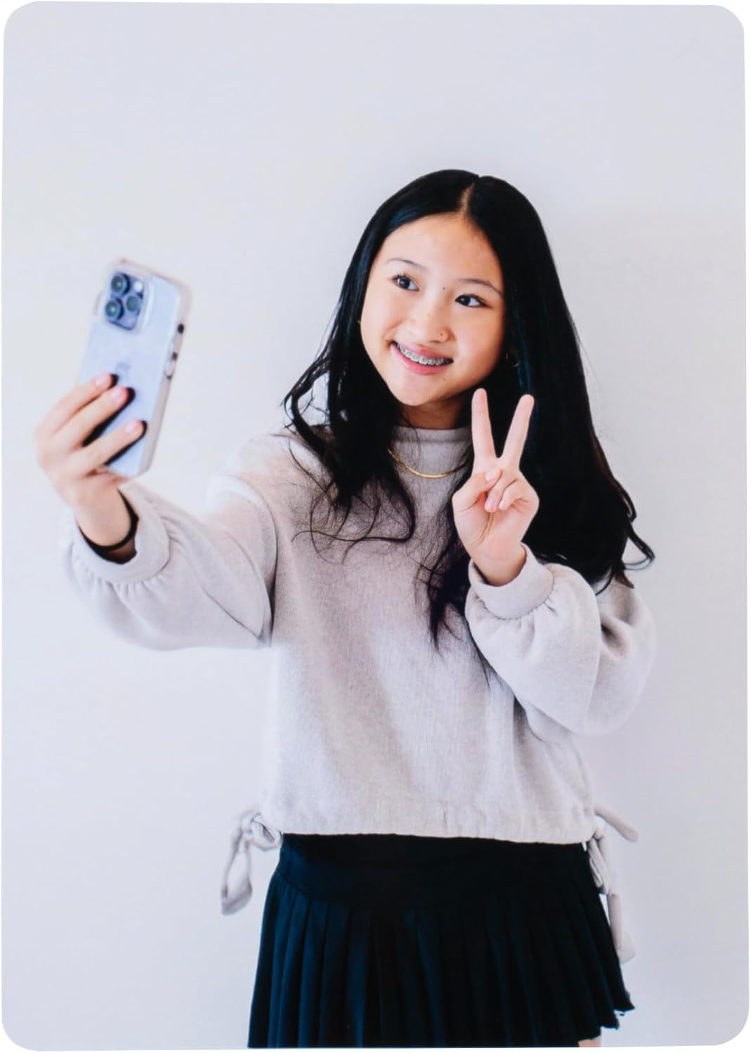 Bjorem Speech® Action Photo Cards - Engaging Speech Therapy Tool for Verb Recognition and Language Development - 50 Diverse and Educational Cards with Storage Box