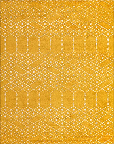 7' x 10' Yellow Medium-Pile Rug
