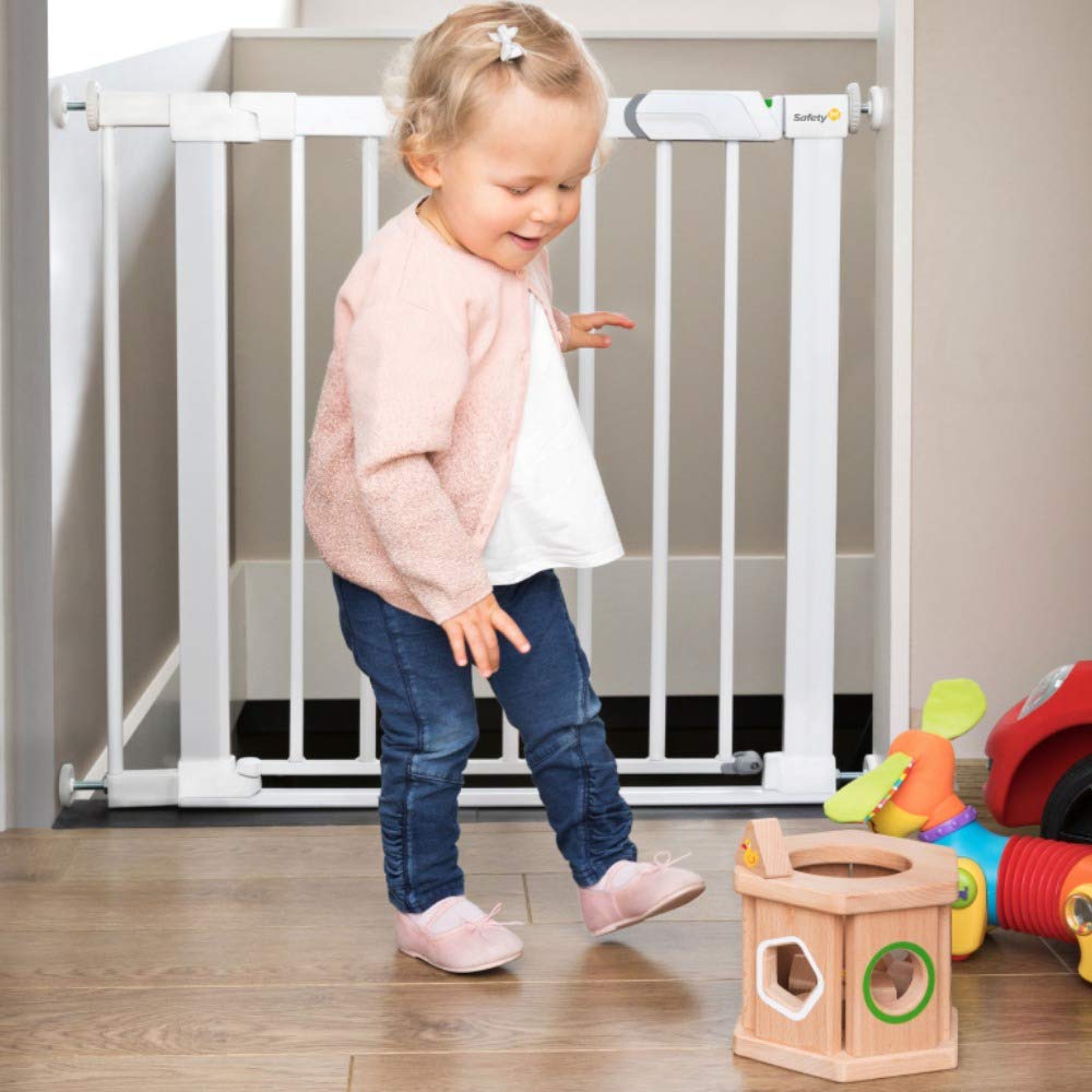 Safety 1st SecureTech Flat Step Practical Safety Metal Gate with Thin Step Over Bar, Ideal for Kids and Pets, 73 to 80 cm, White