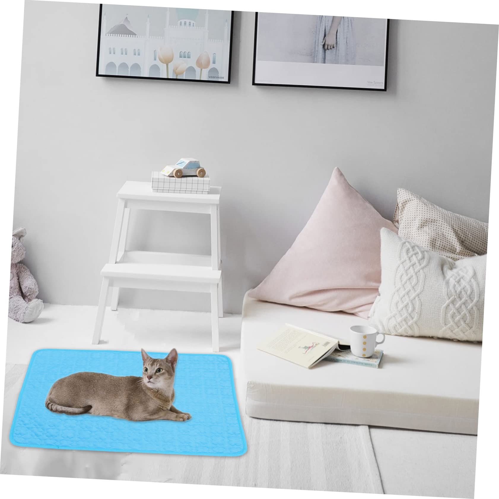 Yardwe Summer Ice Silk Portable Pet Cooling Mat Self Cooling Blanket for Dogs and Cats Gentle and Comfortable Ice Mat for Indoor and Outdoor Use for Crate Sofa Car Back