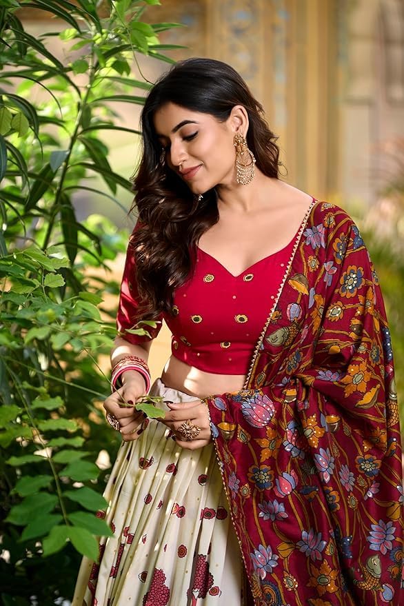 Jay Varudi Creation Women's Tussar Silk Lehenga Choli Set | Patola Print with Foil Work | Unstitched Blouse | Designer Ethnic Wear for Navratri, Wedding, Festival & Party - Image 6 thumbnail