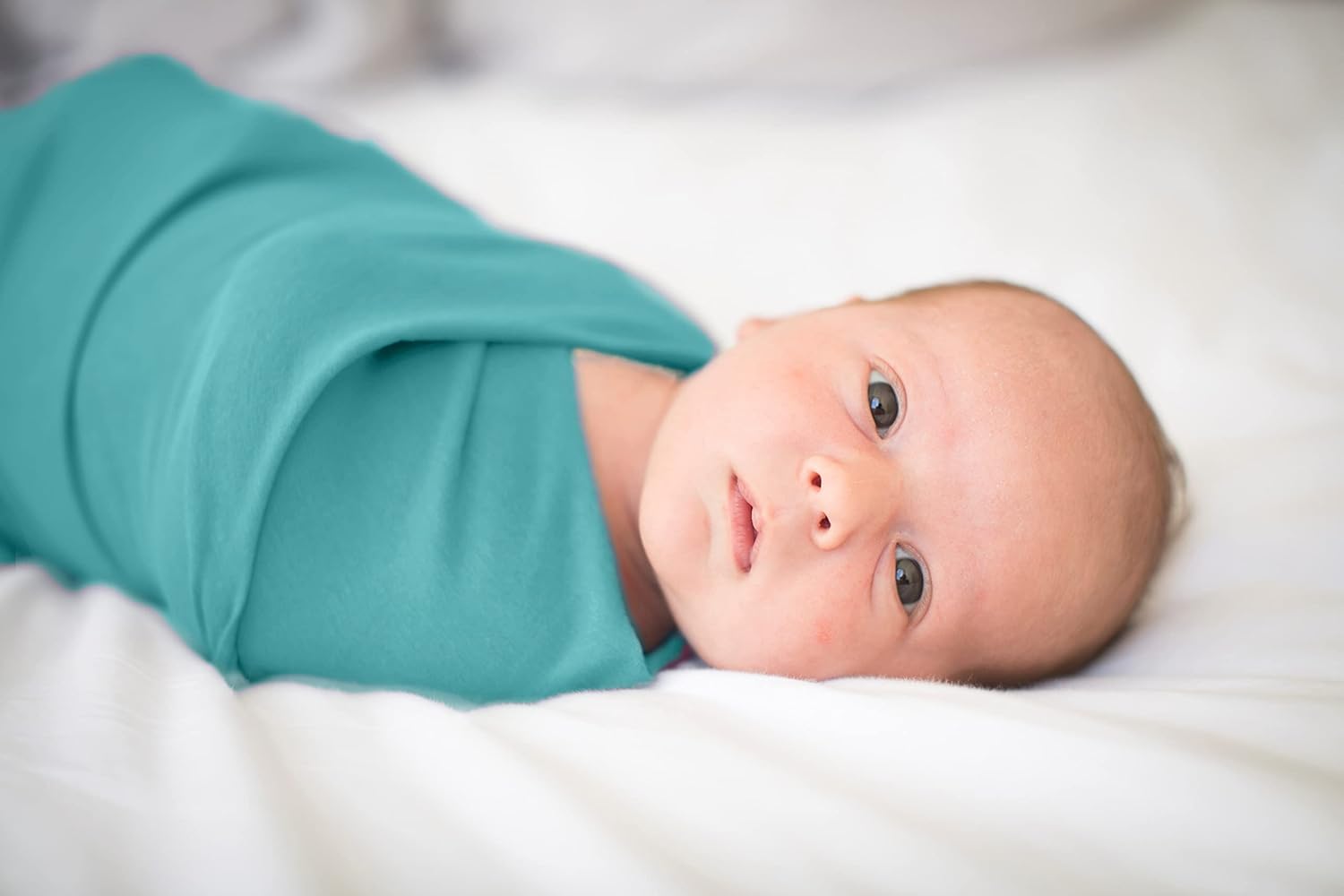 Couverture D'emmaillotage Hana : Bambou - Coton - Élasthanne - Couverture  D'allaitement : Amazon.fr: Bébé Et Puériculture