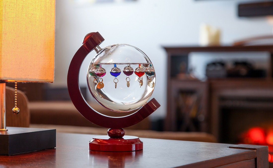 Lily's Home Round Galileo Thermometer, A Timeless Design That Measures Temperatures from 60ºF to 84ºF with a Beautiful Cherry Finished Wood Frame, 7 Multi-Colored Spheres (6 in x 8 in)