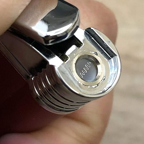 Miniatura 3 de Mini encendedor de cigarrillos de metal a prueba de viento recargable de gas butano visible con llama de chorro con protección de encendido de cable