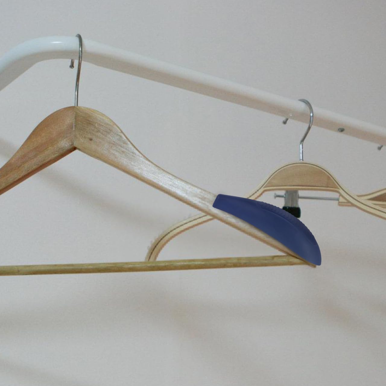 5 Pairs Plastic Hanger Shoulder Protectors - Clothes Hanger Shoulder Expander to Prevent Bumps and Clothing Deformation for Shirts Jackets Sweaters