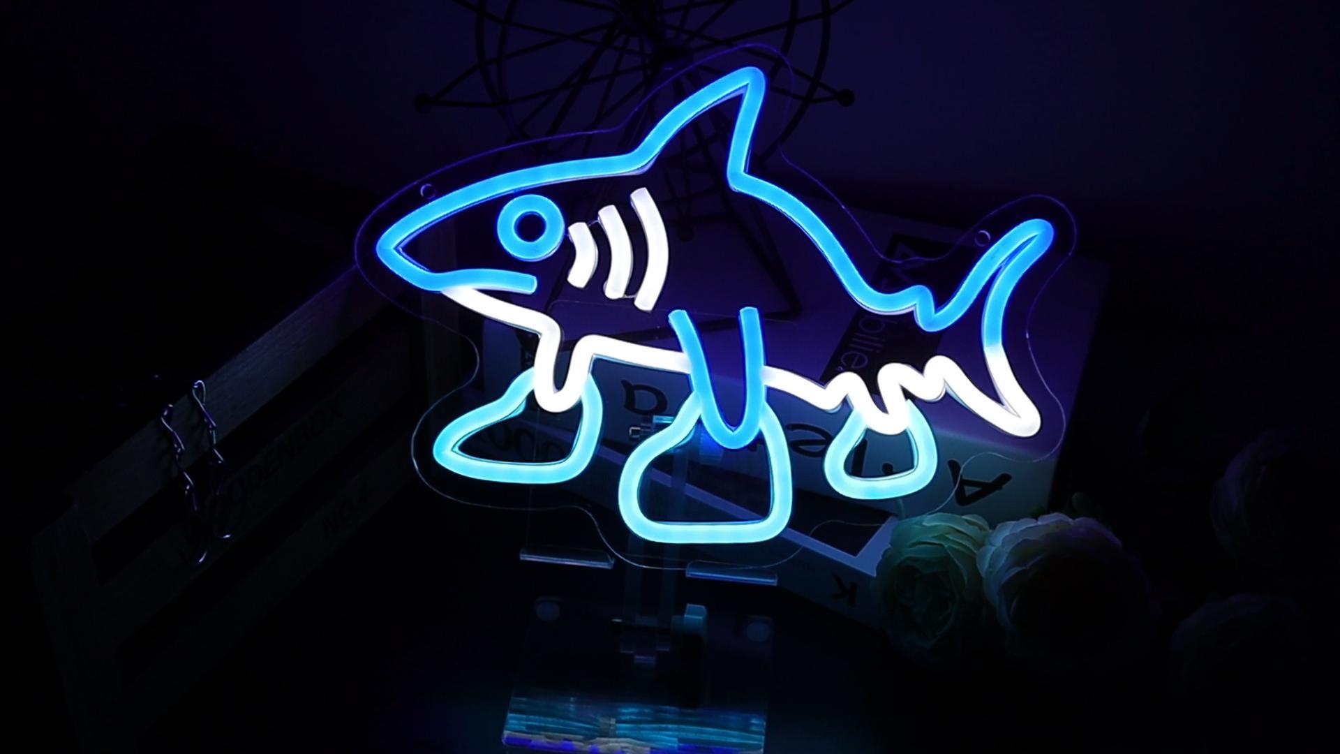 Löwenbräu ネオンサイン 青色　レーベンブロイ Italian Neon and Brain Neon Root Sign Tralalalala Leroro Neon