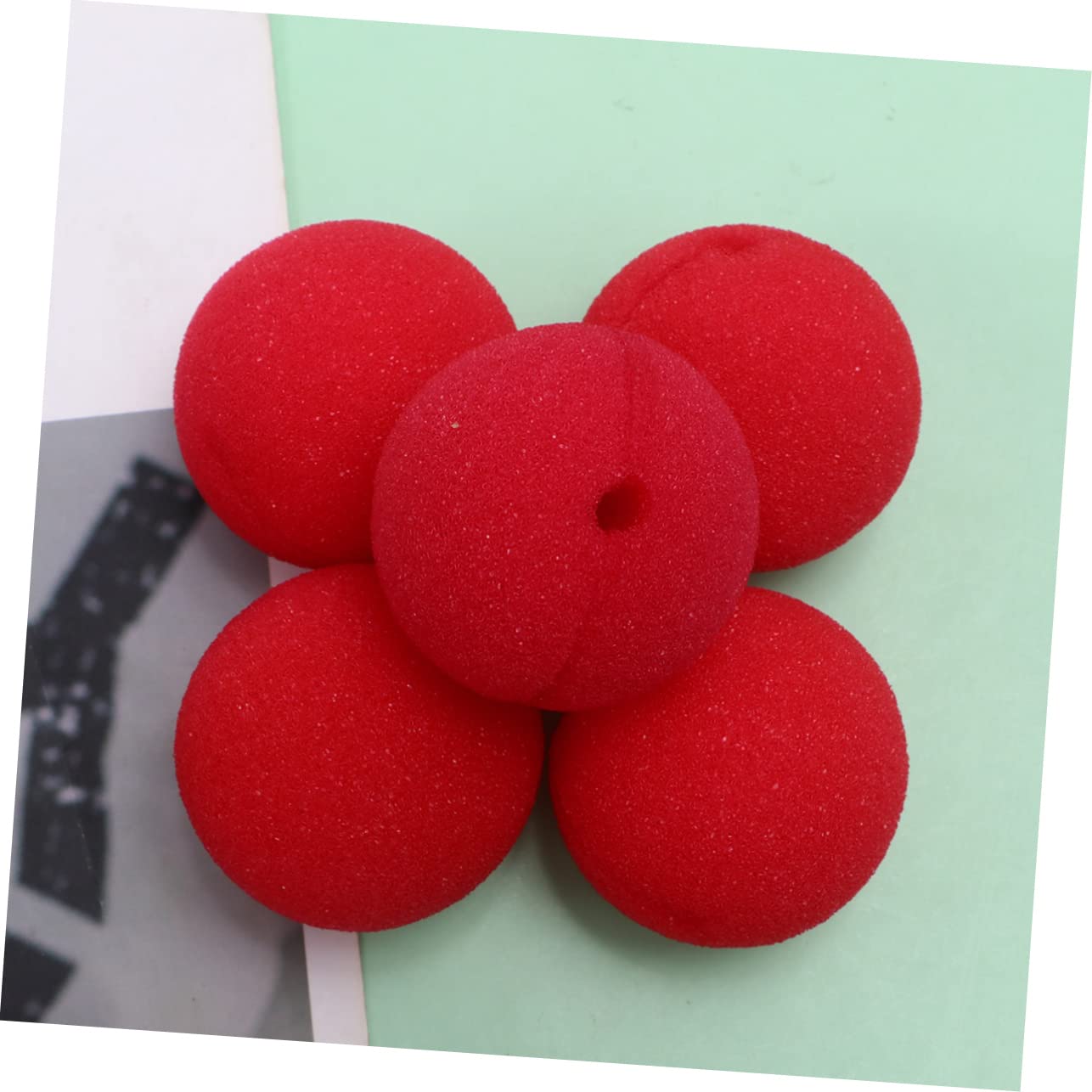 Yardwe 100 STÜCK Teiliges Rote Clownnasen aus Schwamm Lustige Kostüm Dekoration für Karneval Zirkus Cosplay Party für Erwachsene Langlebig und Einfach Anzubringen Zufällige Farbe