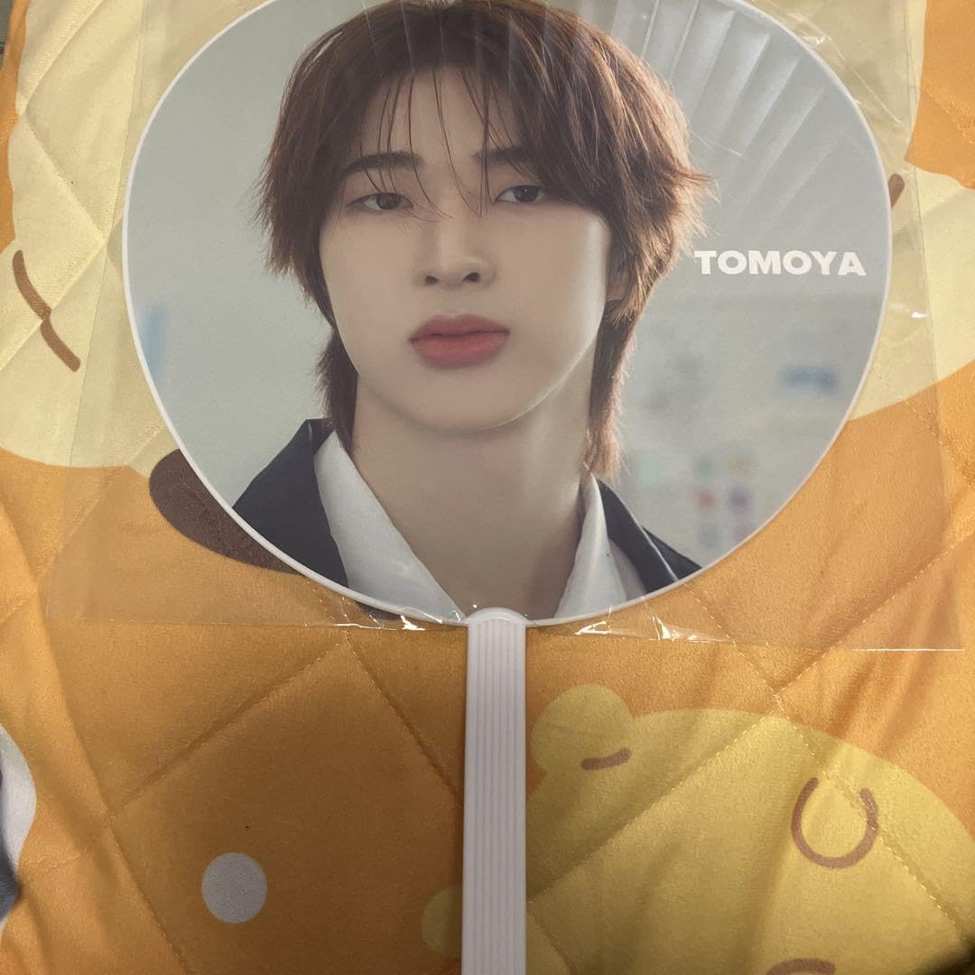 ネクスジ　トモヤ　グッズ　うちわ　CD Amazon.co.jp: NEXZ トモヤ うちわ : おもちゃ