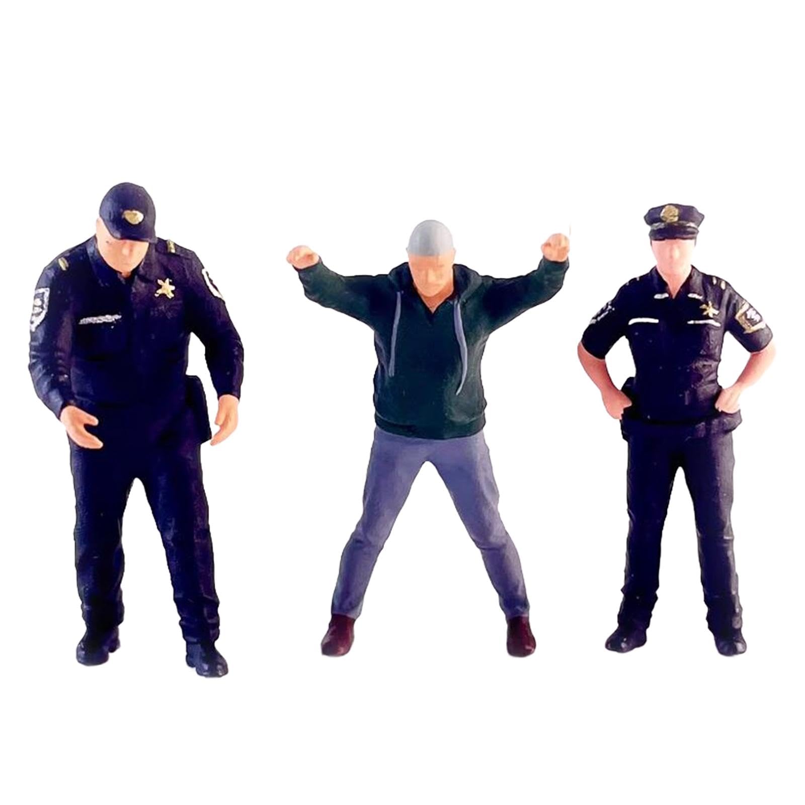 UGPLM 3X 1/64 Cops and Thief Figures Model Resin Figurines S Gauge Desktop Ornament Sand Table Layout Decoration Dioramas Decor
