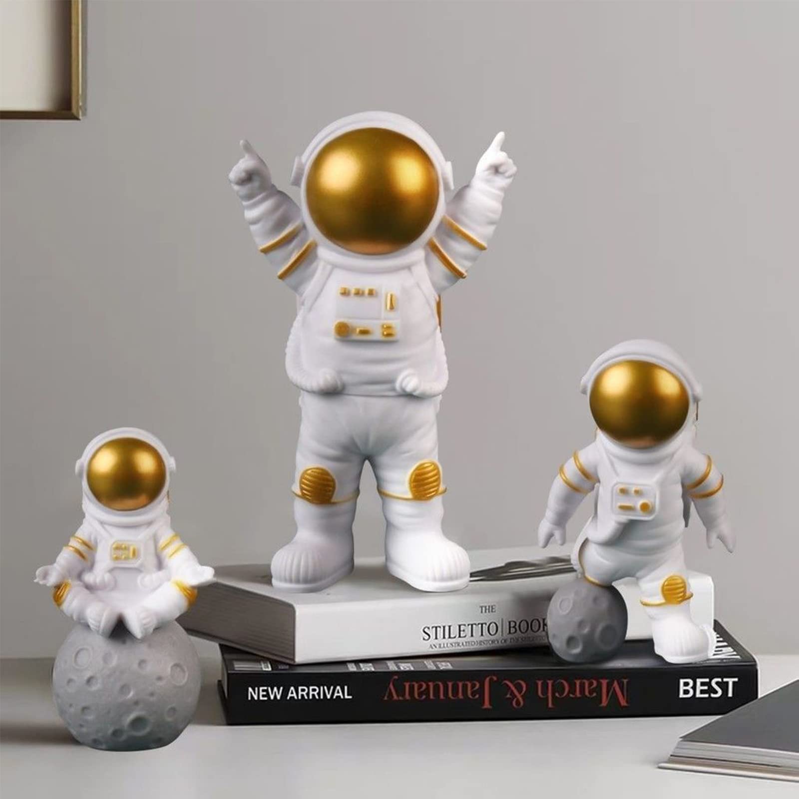 Statuettes Astronautes Dorées - Lot De 3 - Décoration Gâteau, Déco Thème Espace - Cadeau Anniversaire Enfant