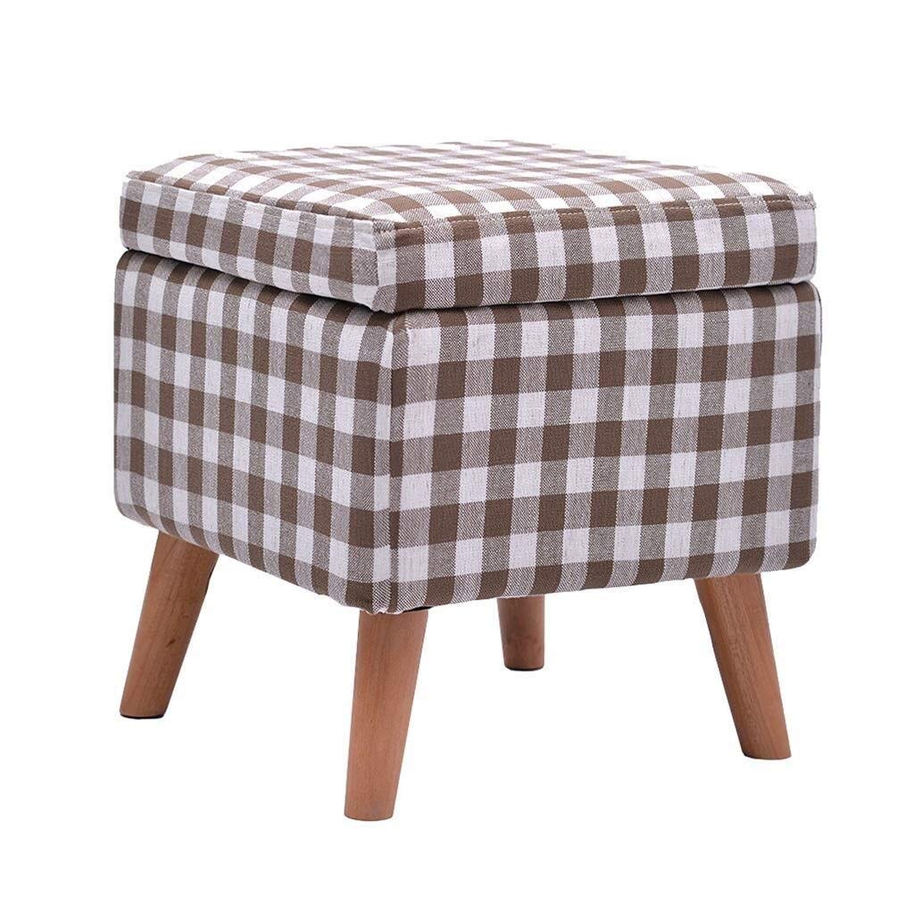 Taburete de almacenamiento para pie de cama con asiento de madera acolchado en dormitorio