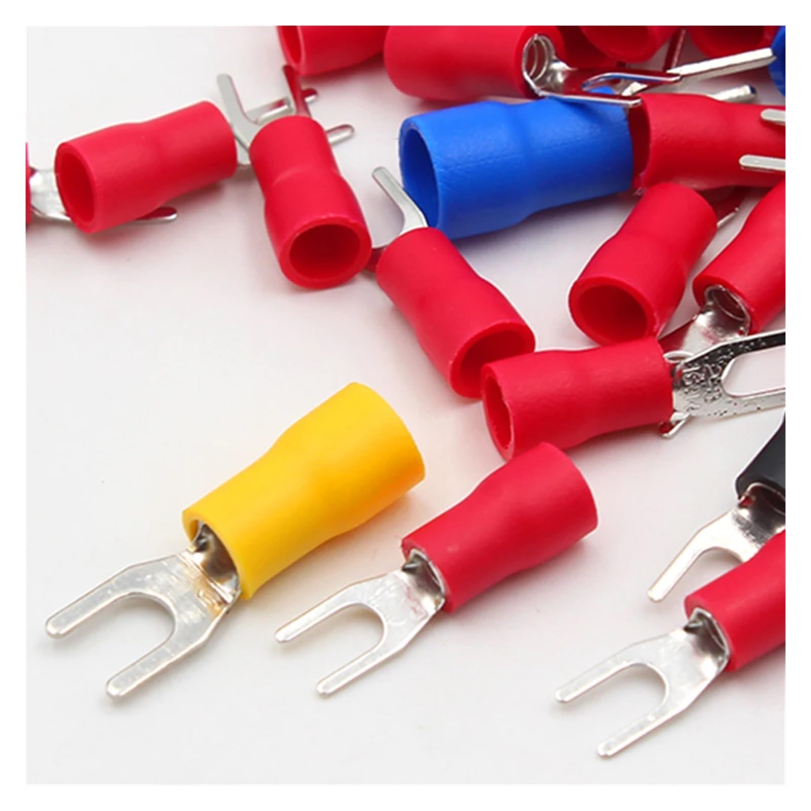 Kabelende Klemmen Steckverbinder, 100 Stück Flachstecker Drahtverbinder Isolierter Kabelverbinder Y-förmig U-förmig Gabel Crimpverbinder RV1.25/2/3.5/5.5(Sv3.5-6)