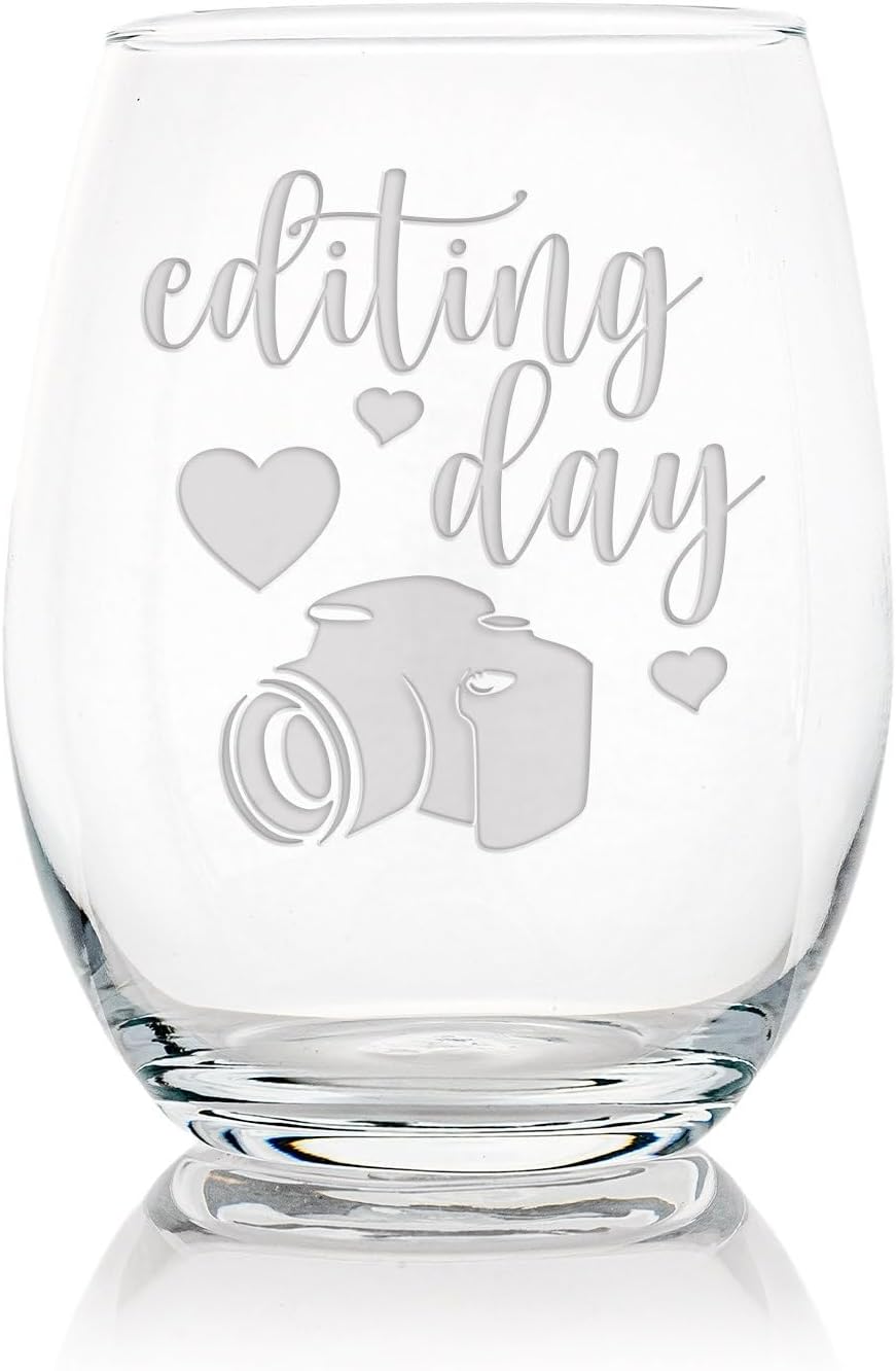 Editing Day Hearts Stemless Wine Glass - Photographer Gift, Film Student, Photography - 2 Glasses