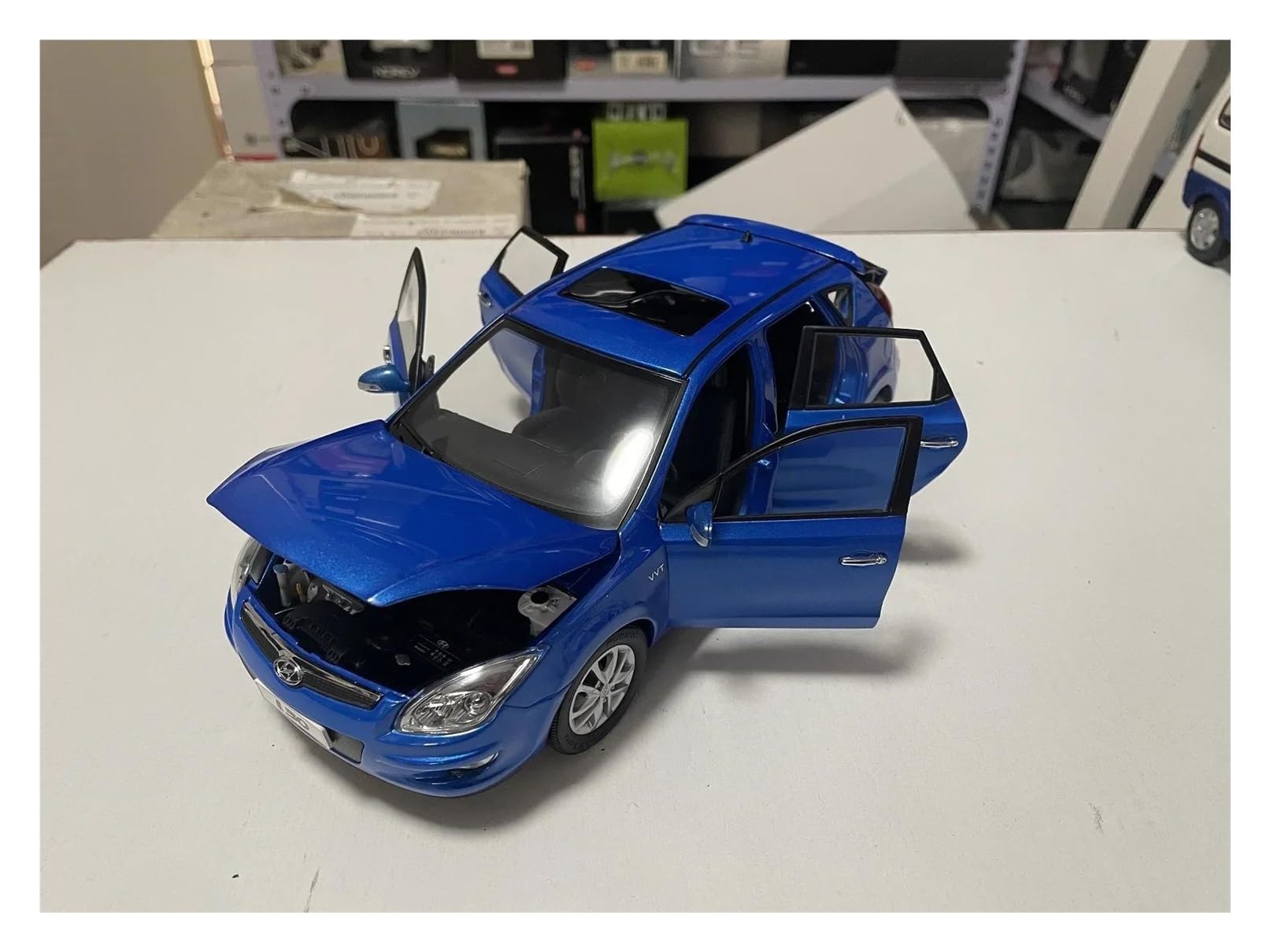 Metallo Scala Replica 1 18 Per Collezione Auto In Lega Blu Hyundai I30 2009 Di Pechino, Modello Statica Decorazione Souvenir Hobby Veicoli Giochi Set