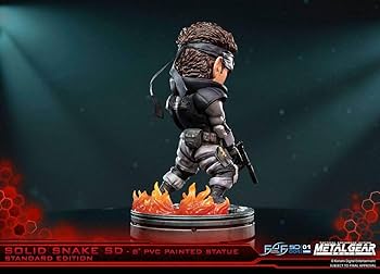 メタルギア ソリッド ソリッド・スネーク SD 8インチ スタチュー フィギュア メタルギアソリッド』スネークが8インチのデフォルメフィギュア