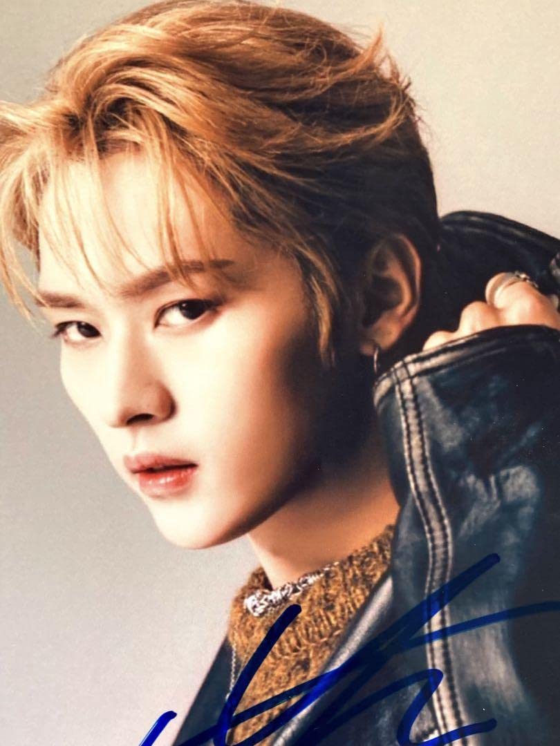 リノ直筆サイン入り2Lサイズ写真…Lee Know…ストレイキッズ…③ リノ直筆